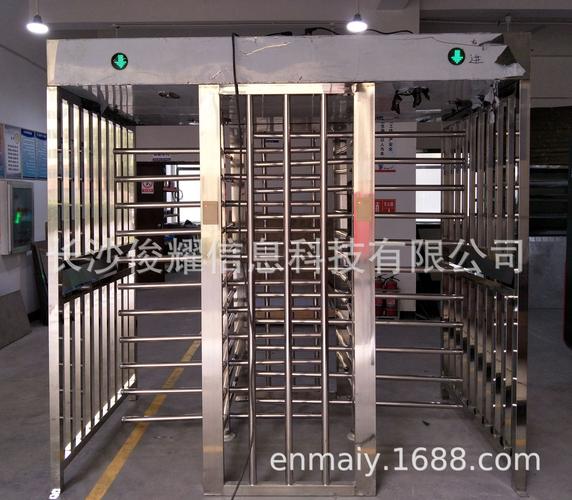旋動未來 單旋門與旋轉(zhuǎn)門的全面解讀與品牌選型指南